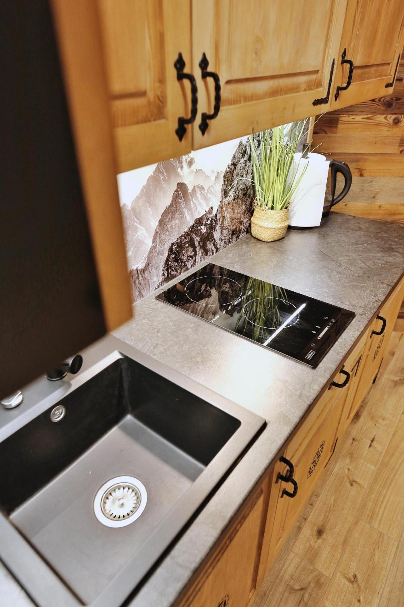 Tatry Mountain Glamp Z Jacuzzi Luxuszelt *