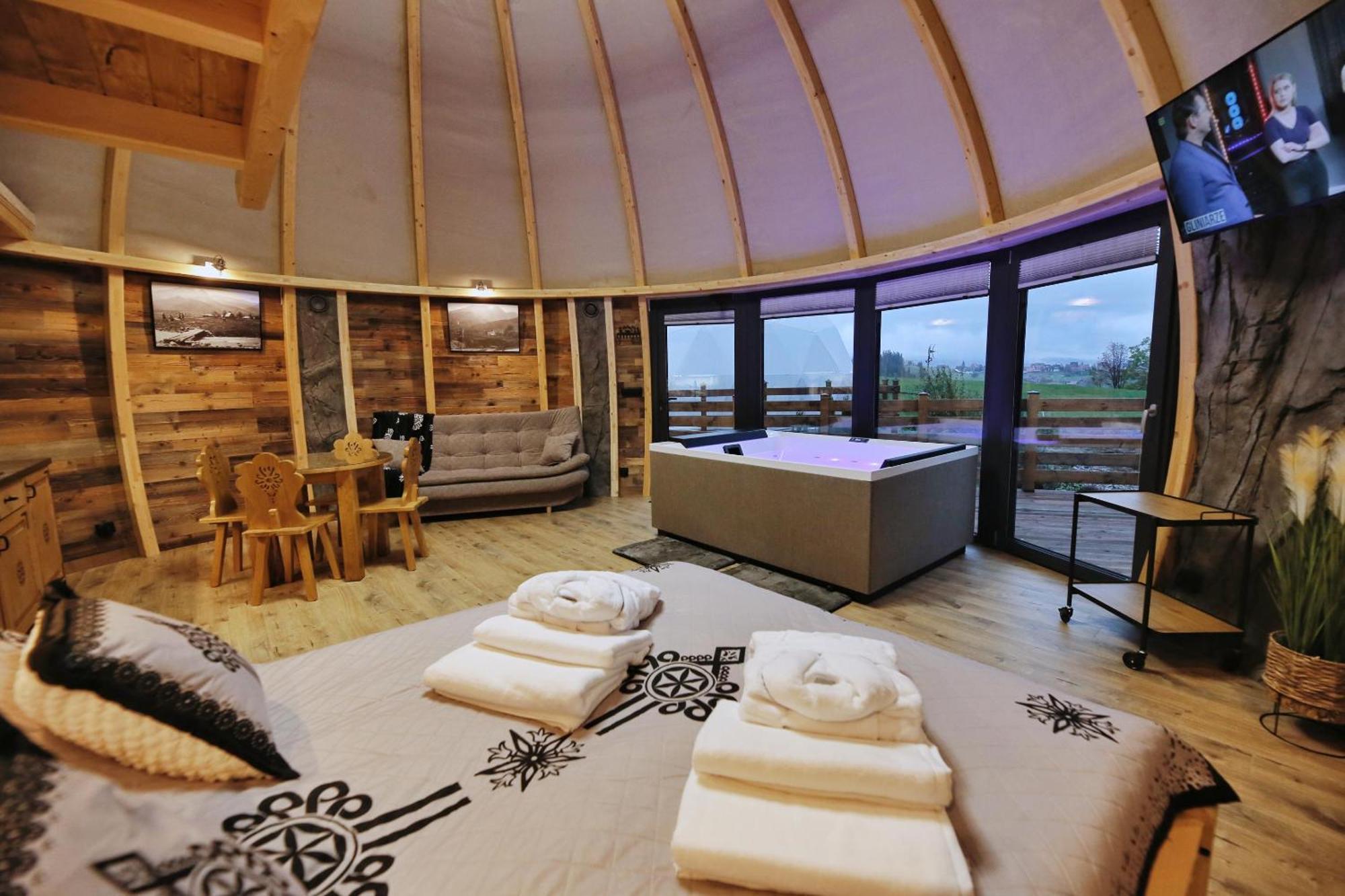 Luxuszelt Tatry Mountain Glamp Z Jacuzzi *