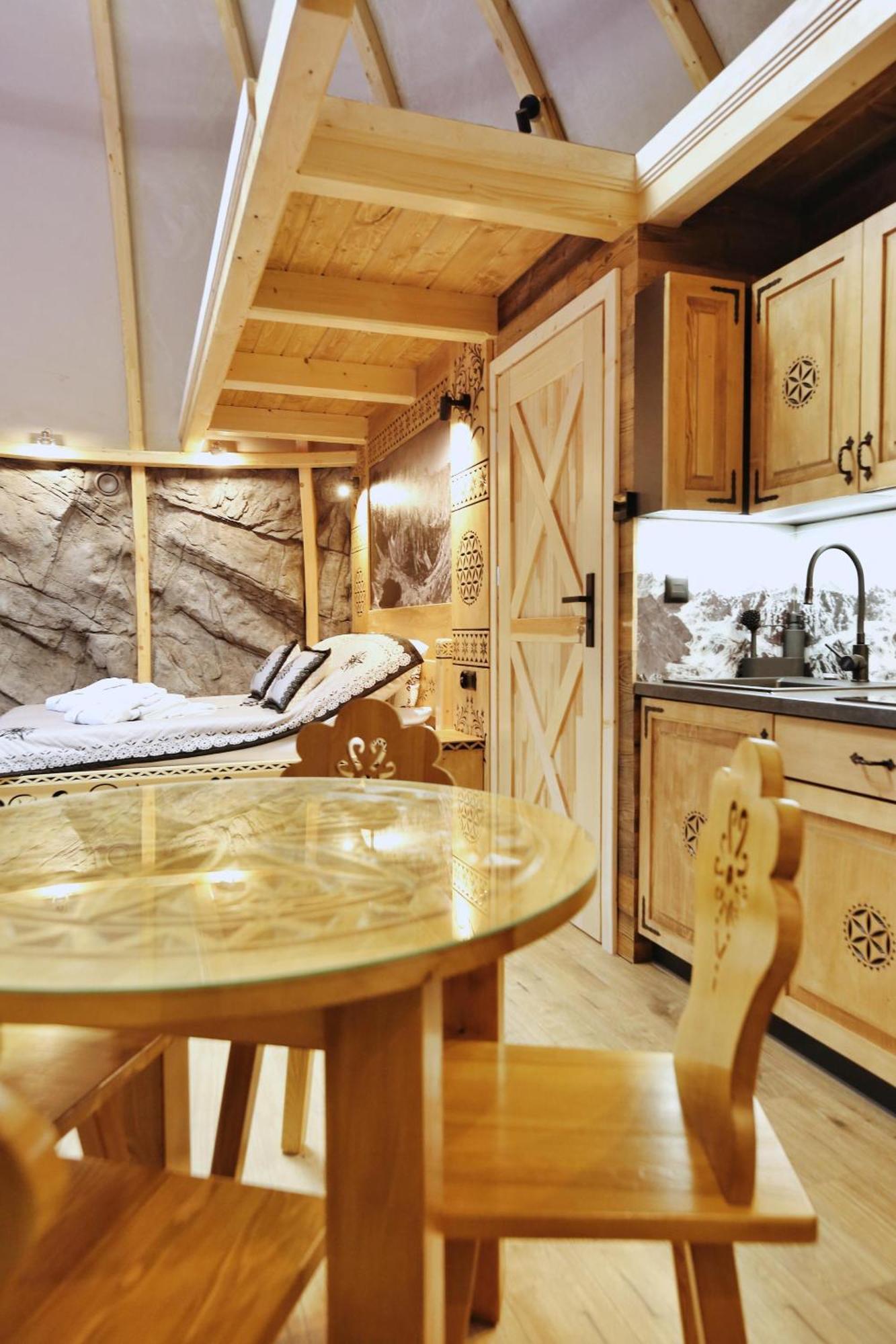 Tatry Mountain Glamp Z Jacuzzi Zakopane
