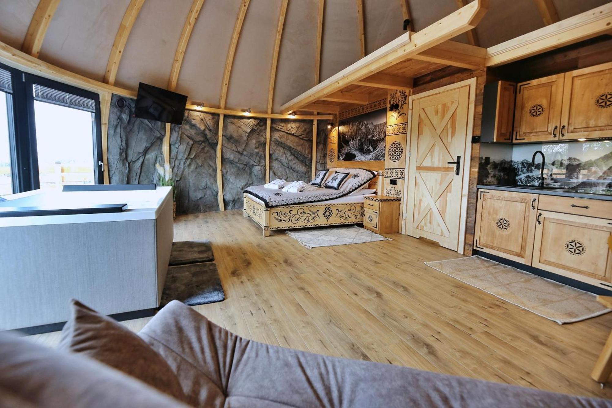 Luxuszelt Tatry Mountain Glamp Z Jacuzzi *