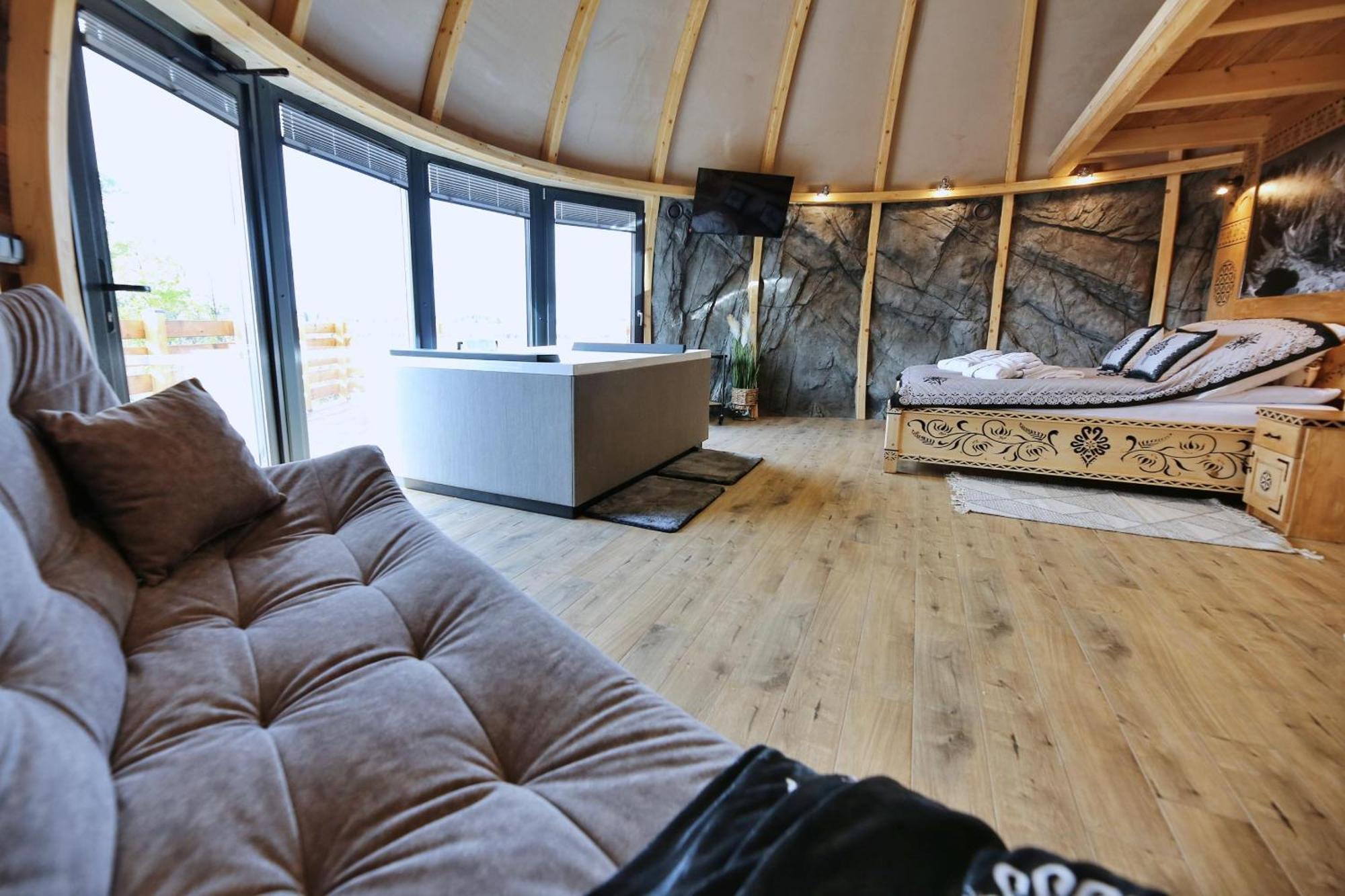 Luxuszelt Tatry Mountain Glamp Z Jacuzzi *
