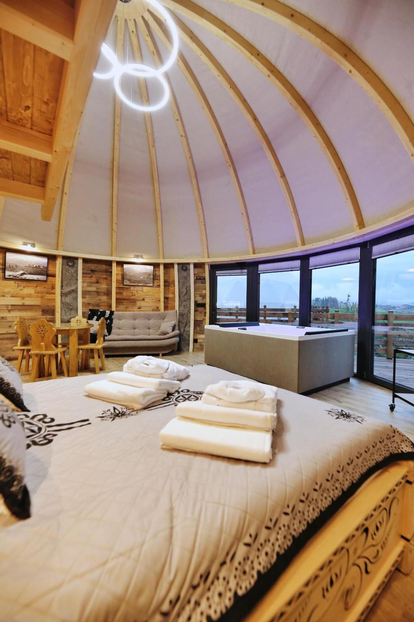 Tatry Mountain Glamp Z Jacuzzi Luxusní stan Zakopane