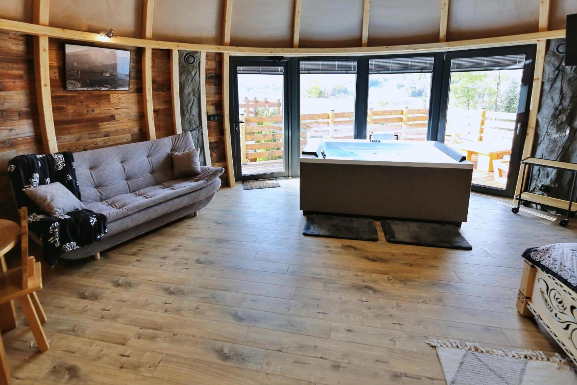 Tatry Mountain Glamp Z Jacuzzi *