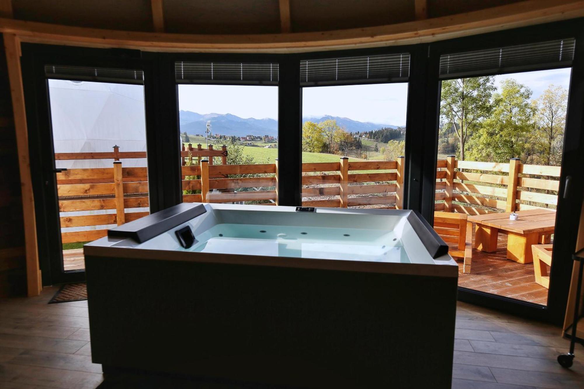 Tatry Mountain Glamp Z Jacuzzi Luxuszelt *